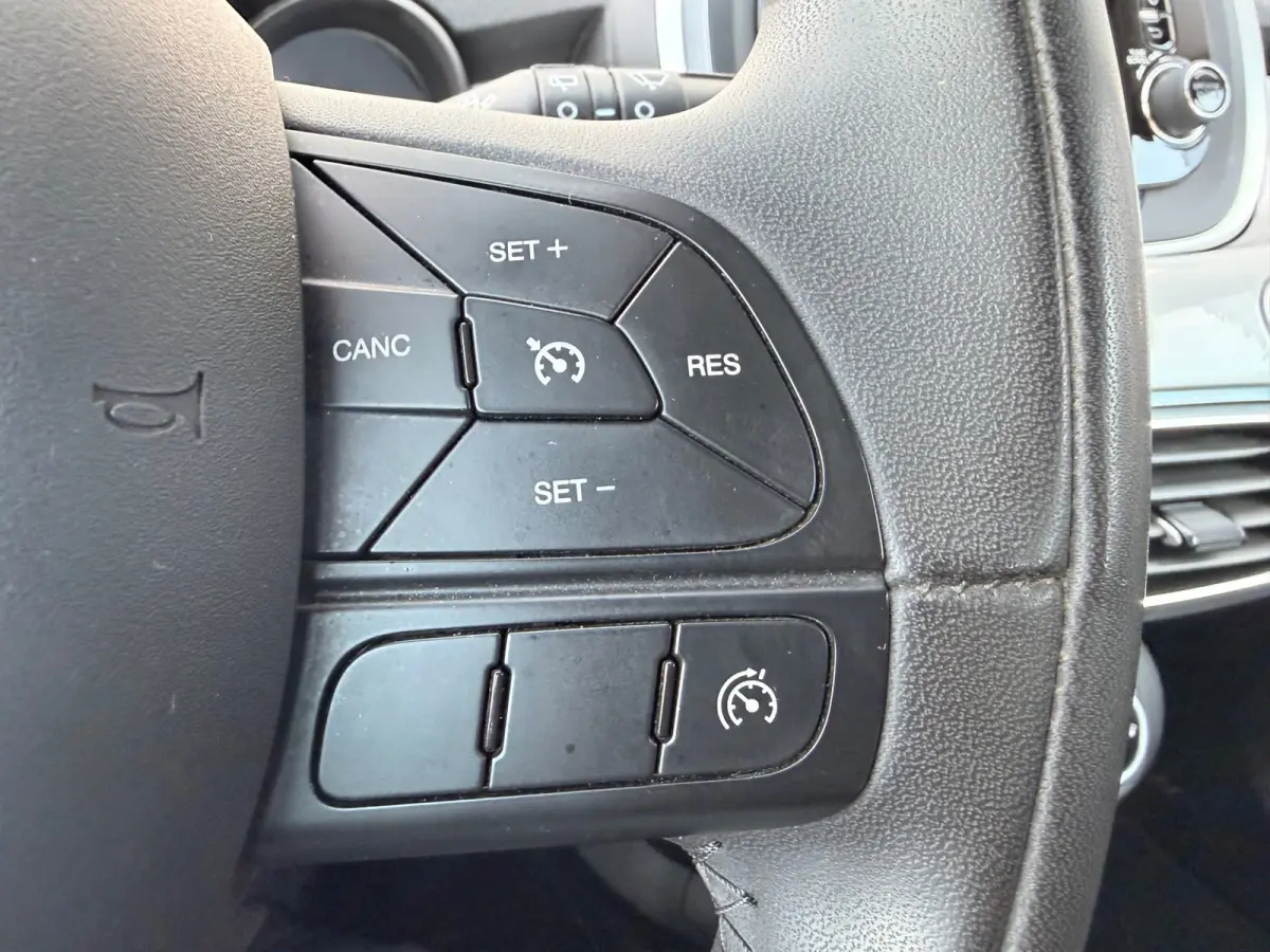 1.6 PopStar/Navi/Keyless/Cruise-c/Climate-c/Pdc/Bluetooth/Goed-ondehouden