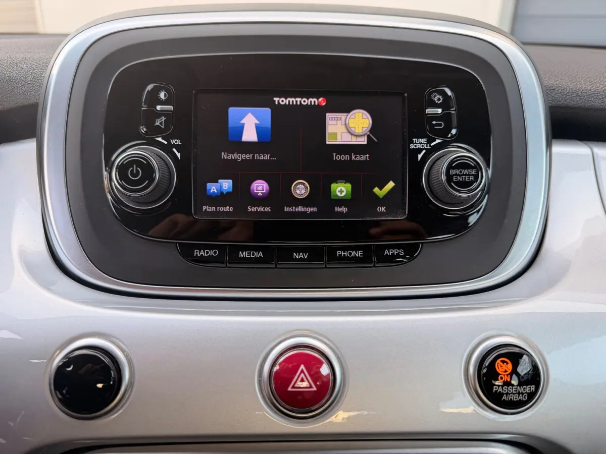 1.6 PopStar/Navi/Keyless/Cruise-c/Climate-c/Pdc/Bluetooth/Goed-ondehouden