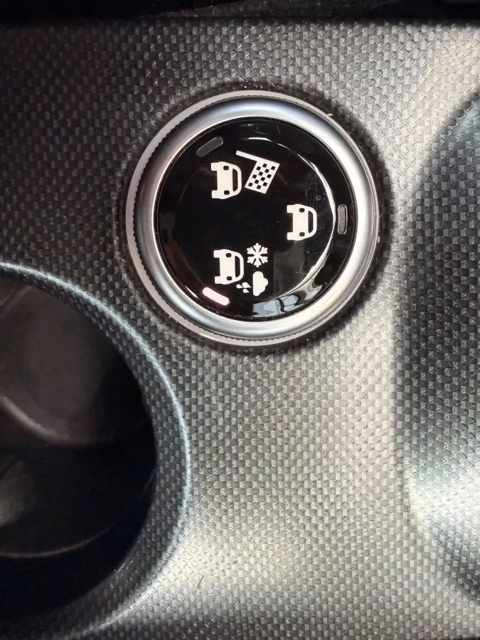 1.6 PopStar/Navi/Keyless/Cruise-c/Climate-c/Pdc/Bluetooth/Goed-ondehouden
