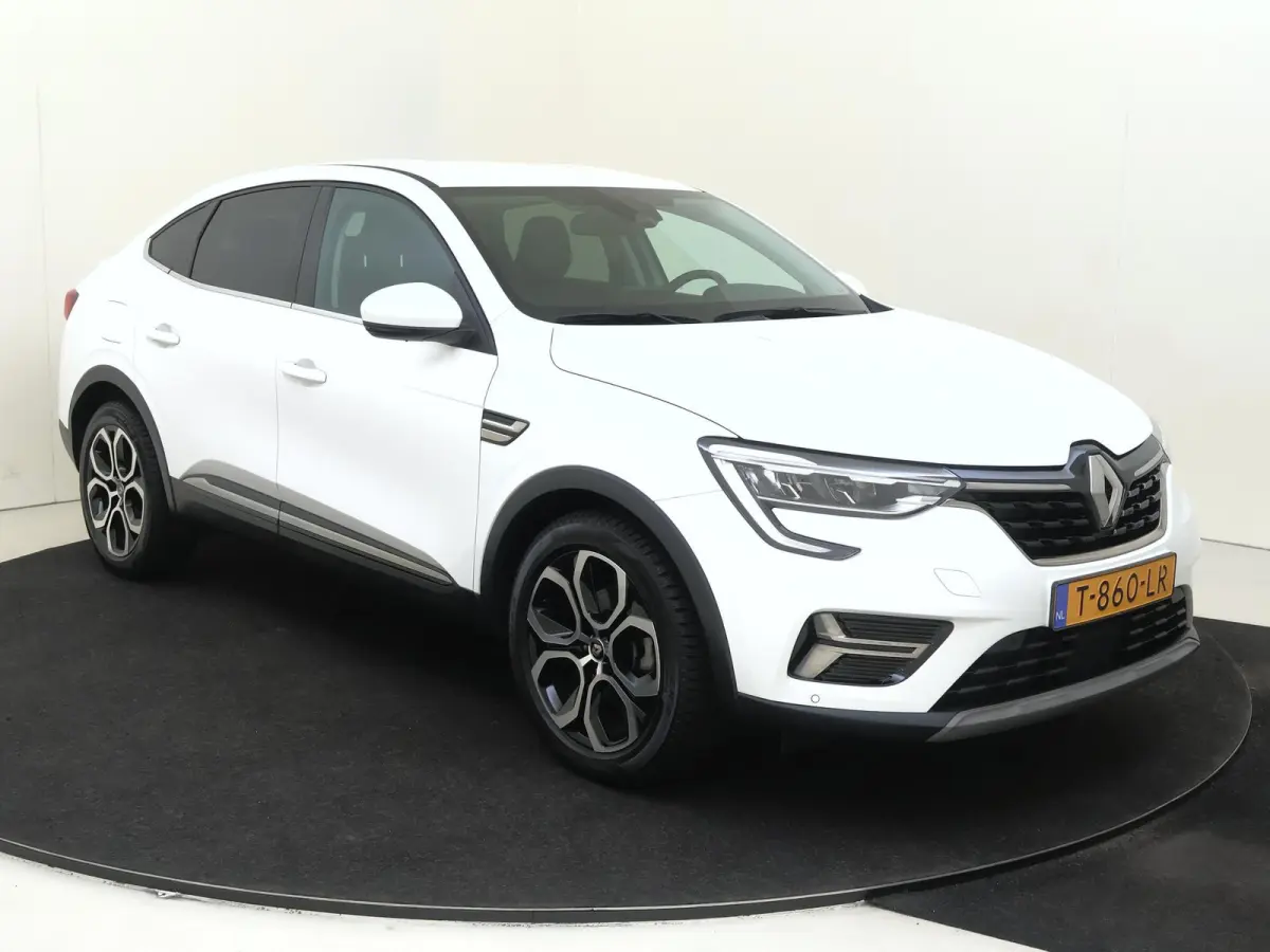 1.6 E-Tech FULL-Hybrid Techno 145PK | Navigatie | Apple & Android Carplay | Parkeersensoren & Camera | Adaptive cruise control | Climate control | Highway & Traffic Jam Comp. |