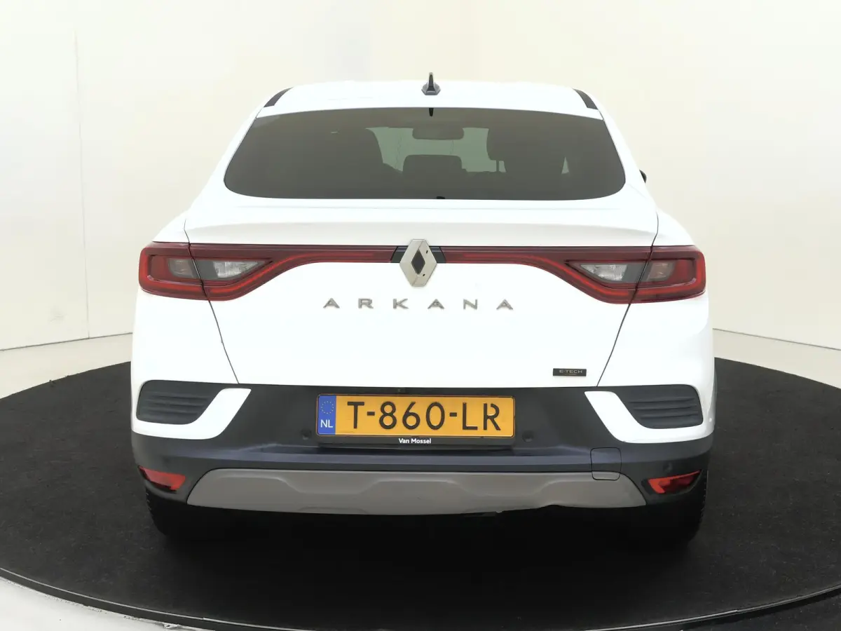 1.6 E-Tech FULL-Hybrid Techno 145PK | Navigatie | Apple & Android Carplay | Parkeersensoren & Camera | Adaptive cruise control | Climate control | Highway & Traffic Jam Comp. |