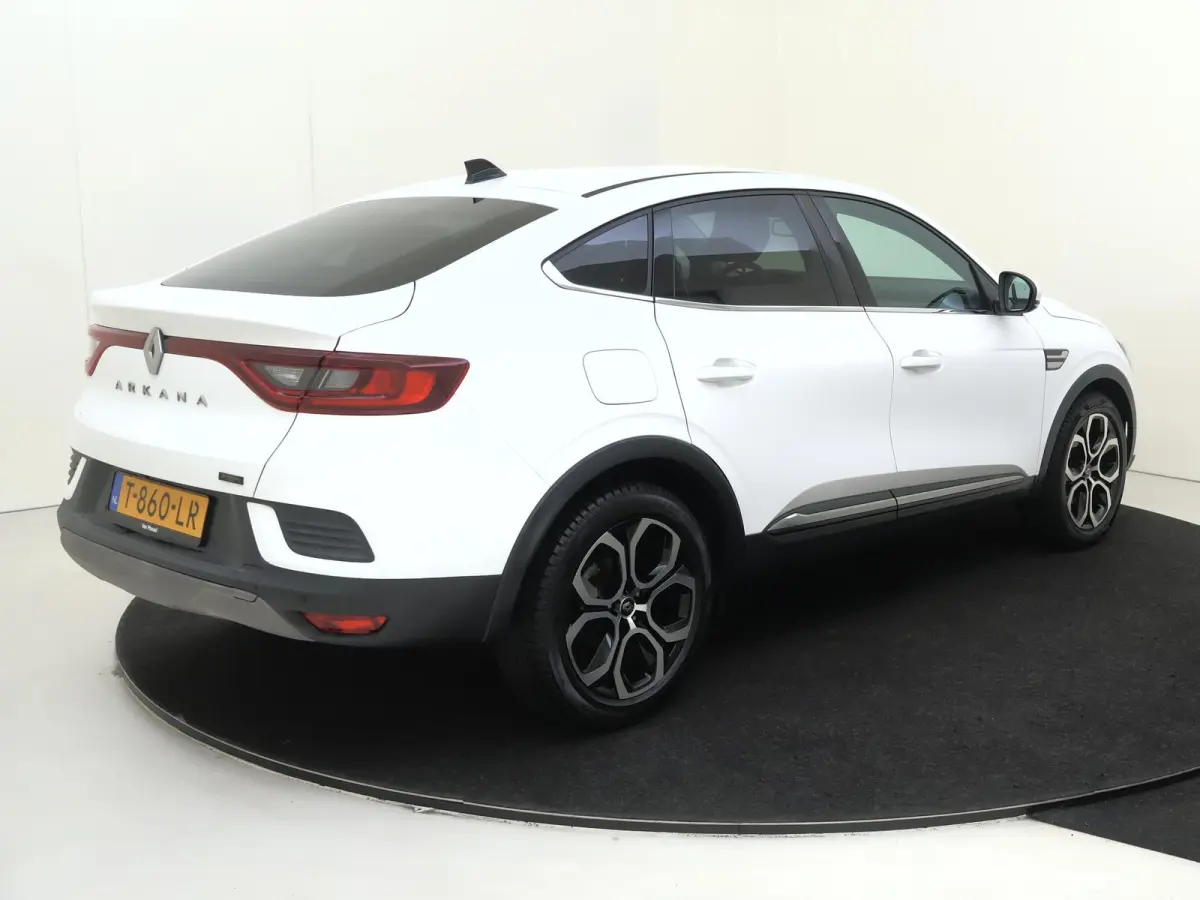 1.6 E-Tech FULL-Hybrid Techno 145PK | Navigatie | Apple & Android Carplay | Parkeersensoren & Camera | Adaptive cruise control | Climate control | Highway & Traffic Jam Comp. |
