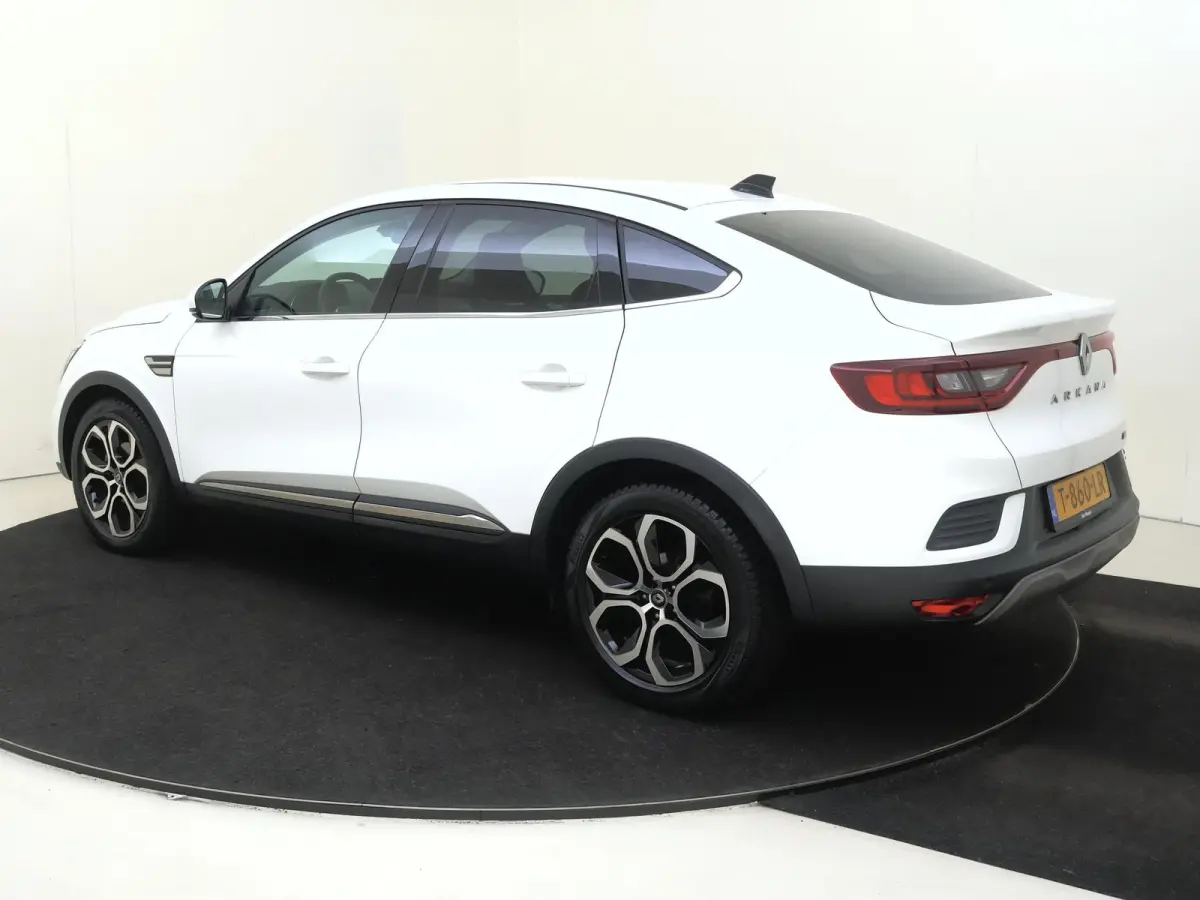 1.6 E-Tech FULL-Hybrid Techno 145PK | Navigatie | Apple & Android Carplay | Parkeersensoren & Camera | Adaptive cruise control | Climate control | Highway & Traffic Jam Comp. |