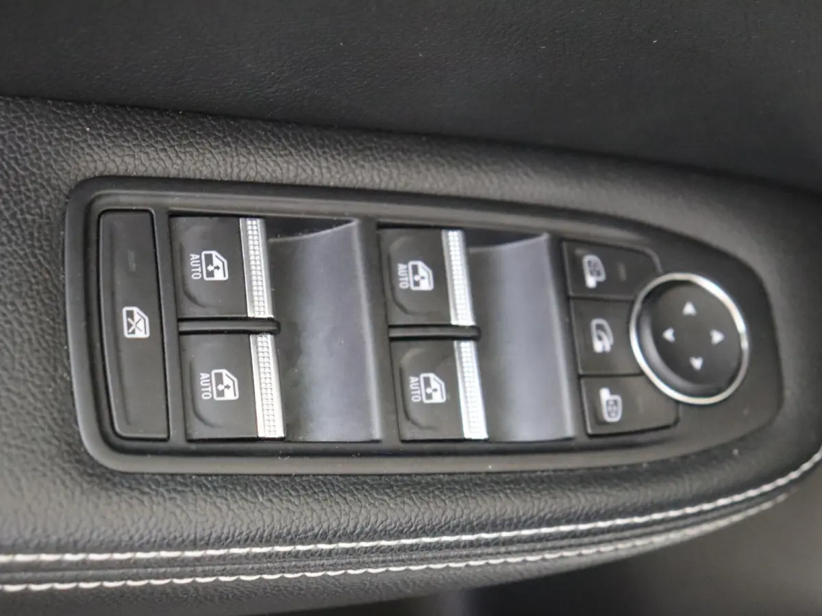 1.6 E-Tech FULL-Hybrid Techno 145PK | Navigatie | Apple & Android Carplay | Parkeersensoren & Camera | Adaptive cruise control | Climate control | Highway & Traffic Jam Comp. |