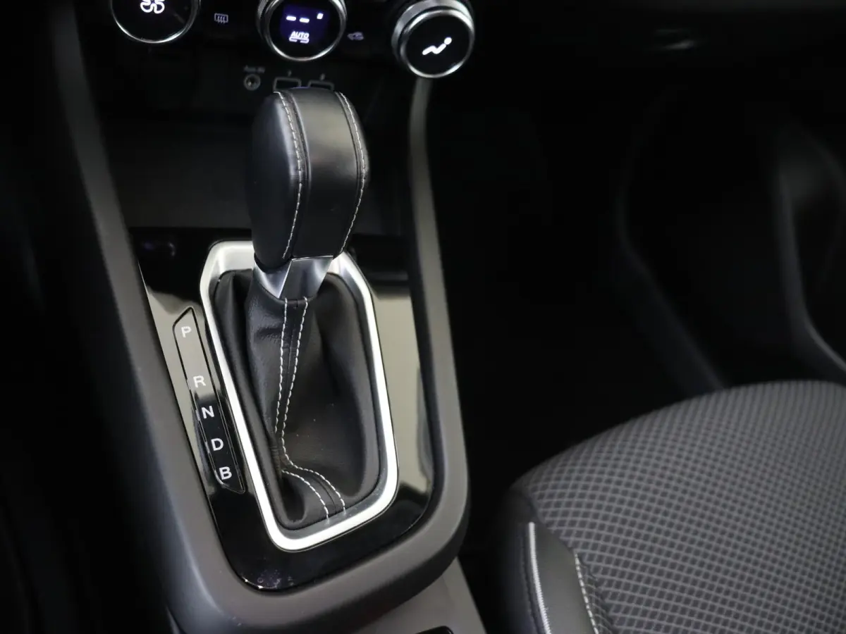 1.6 E-Tech FULL-Hybrid Techno 145PK | Navigatie | Apple & Android Carplay | Parkeersensoren & Camera | Adaptive cruise control | Climate control | Highway & Traffic Jam Comp. |