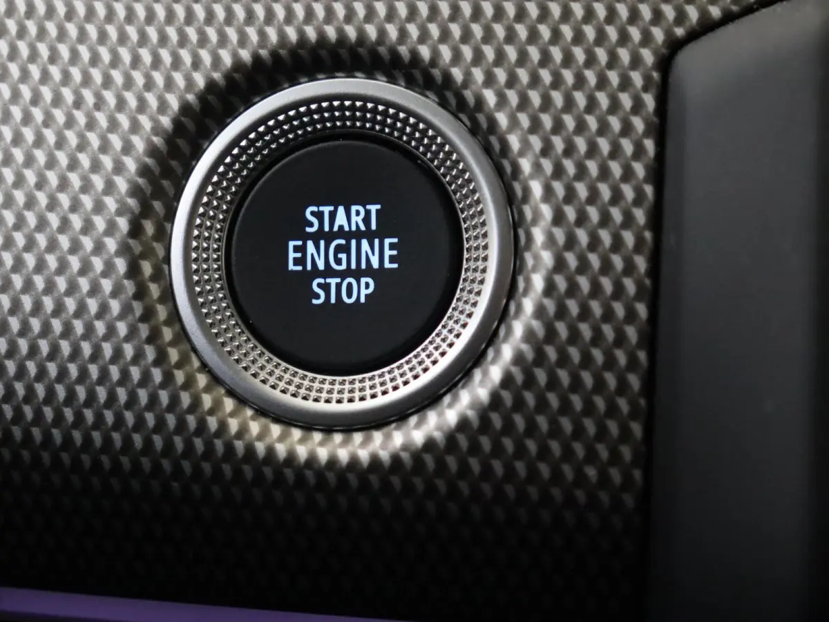 1.6 E-Tech FULL-Hybrid Techno 145PK | Navigatie | Apple & Android Carplay | Parkeersensoren & Camera | Adaptive cruise control | Climate control | Highway & Traffic Jam Comp. |