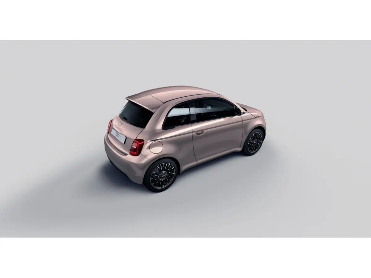 ICON | 10,25" touchscreen radio met Bluetooth, DAB & USB | Automatische airconditioning | Isofix bevestigingspunten op de achterstoelen
