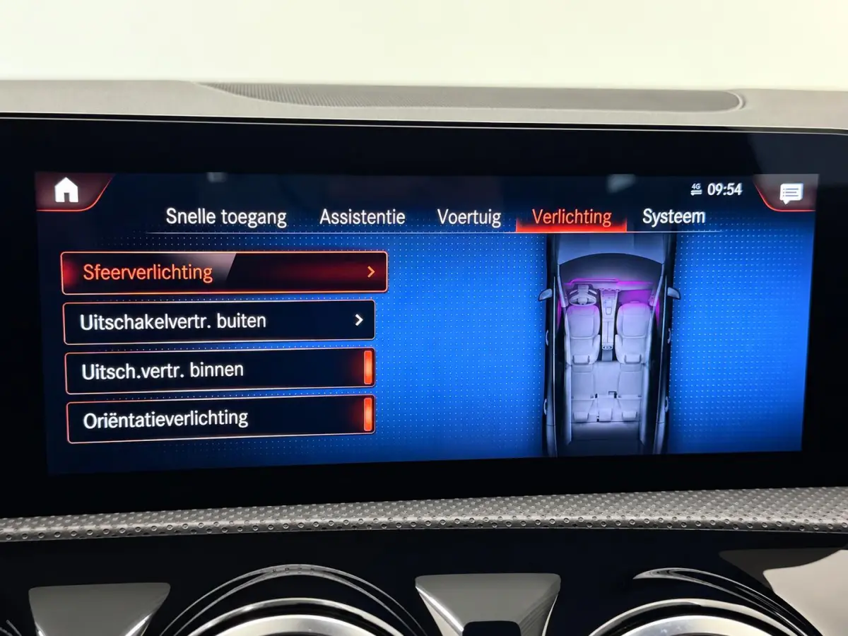 250 e AMG Limited PHEV 218 pk  19” AMG  Leder/Alcantara DINAMICA PDC VA+Camera Navi CarPlay Stoelverwarming Sfeerverlichting Elektrische achterklep Wireless charging