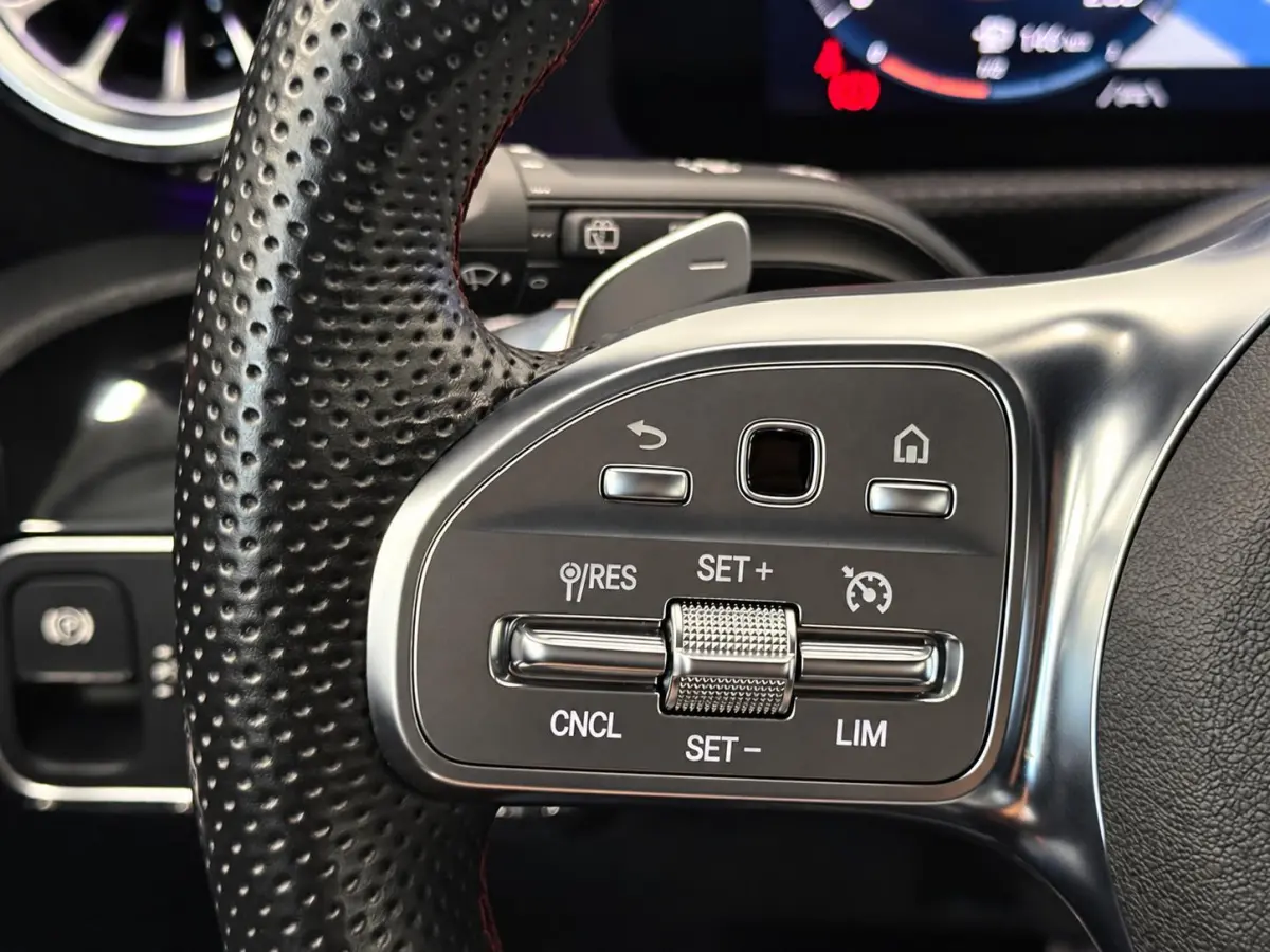 250 e AMG Limited PHEV 218 pk  19” AMG  Leder/Alcantara DINAMICA PDC VA+Camera Navi CarPlay Stoelverwarming Sfeerverlichting Elektrische achterklep Wireless charging
