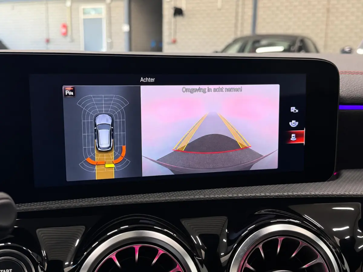 250 e AMG Limited PHEV 218 pk  19” AMG  Leder/Alcantara DINAMICA PDC VA+Camera Navi CarPlay Stoelverwarming Sfeerverlichting Elektrische achterklep Wireless charging