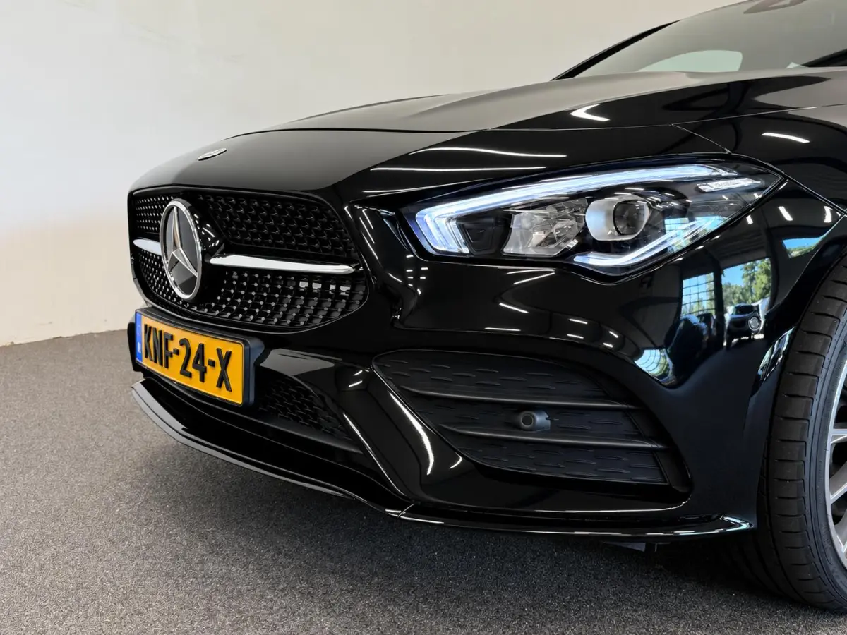 250 e AMG Limited PHEV 218 pk  19” AMG  Leder/Alcantara DINAMICA PDC VA+Camera Navi CarPlay Stoelverwarming Sfeerverlichting Elektrische achterklep Wireless charging