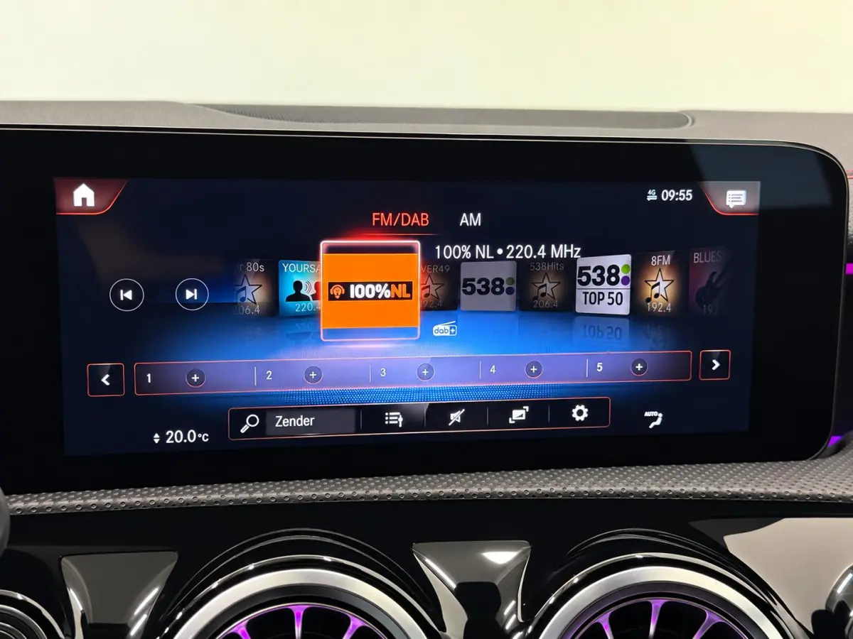 250 e AMG Limited PHEV 218 pk  19” AMG  Leder/Alcantara DINAMICA PDC VA+Camera Navi CarPlay Stoelverwarming Sfeerverlichting Elektrische achterklep Wireless charging
