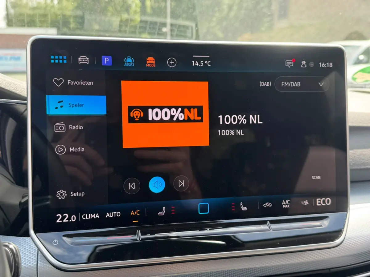 1.5 eHybrid 204PK DSG HYBRIDE LIFE CAMERA/NAVI/HEAD-UP/CARPLAY