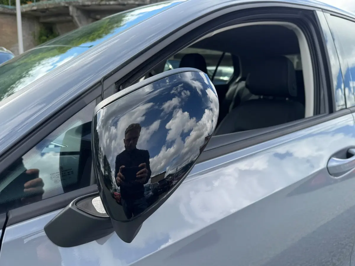 1.5 eHybrid 204PK DSG HYBRIDE LIFE CAMERA/NAVI/HEAD-UP/CARPLAY