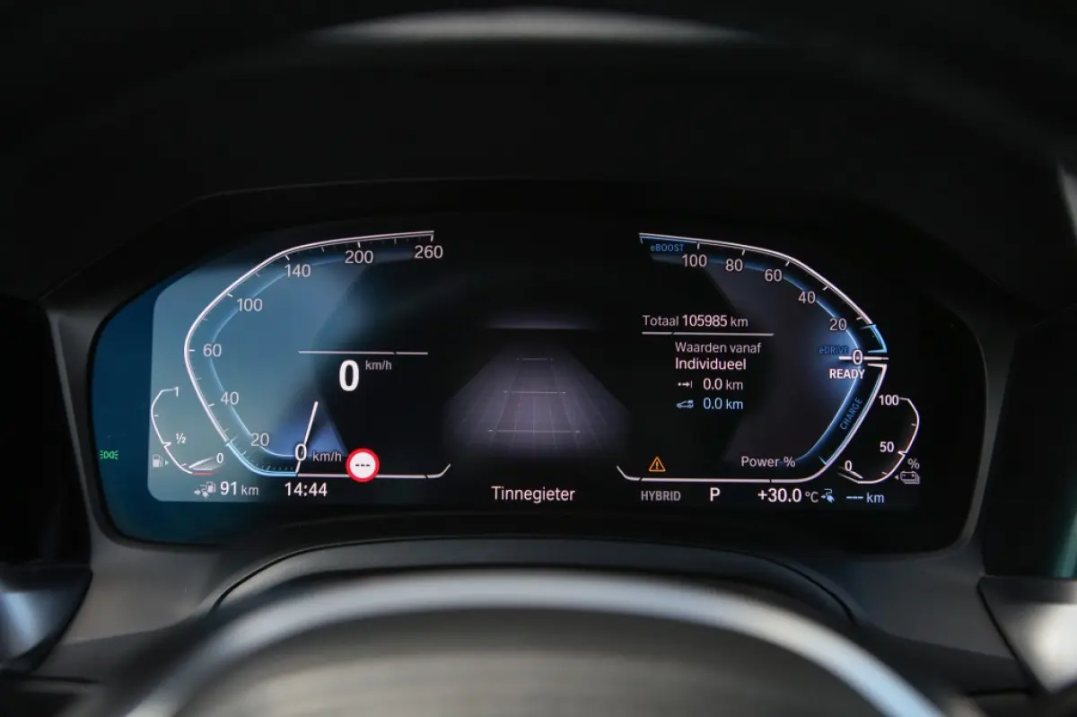 330e M-Sport | Apple Carplay/Android Auto | Stuurwielverwarming