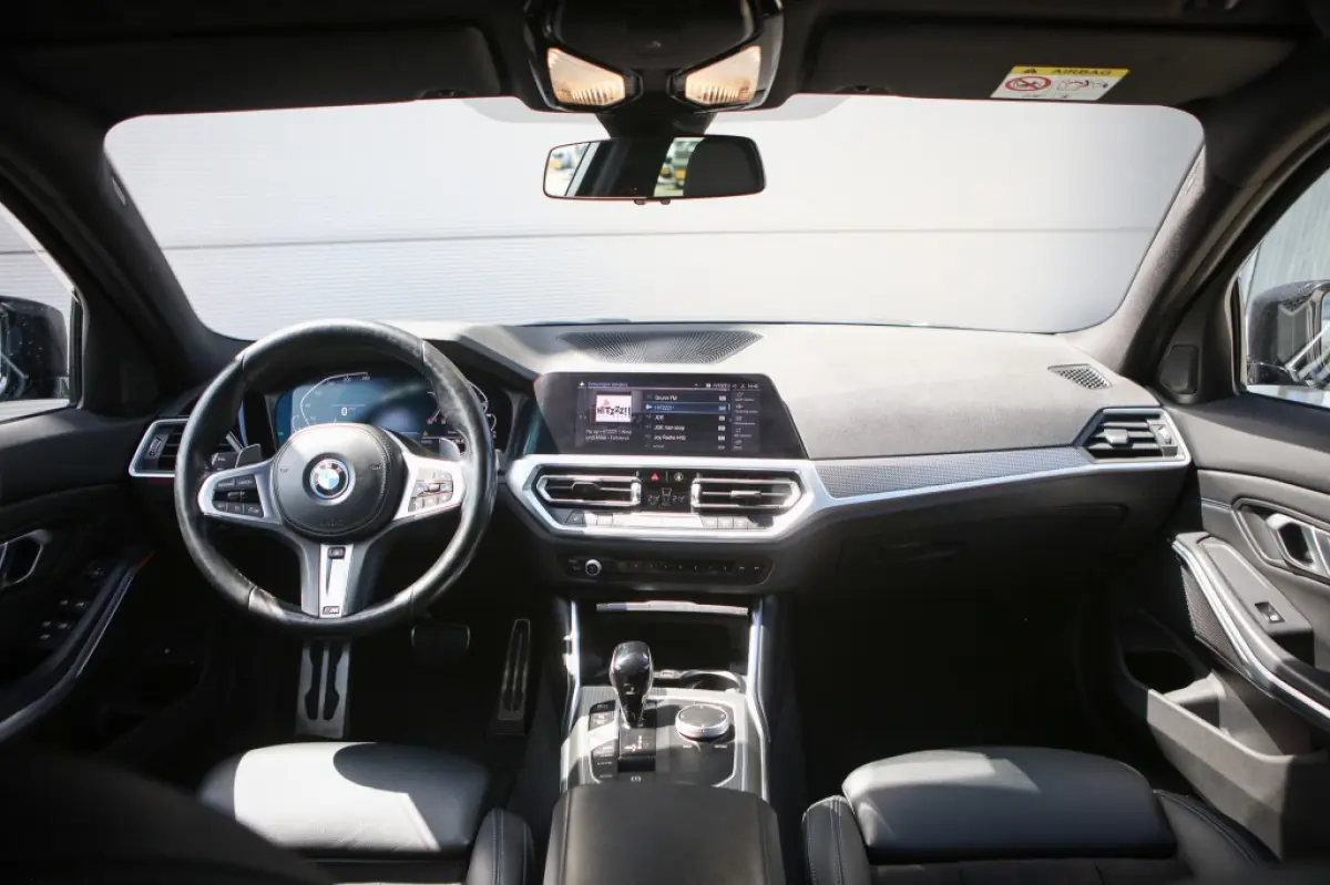 330e M-Sport | Apple Carplay/Android Auto | Stuurwielverwarming