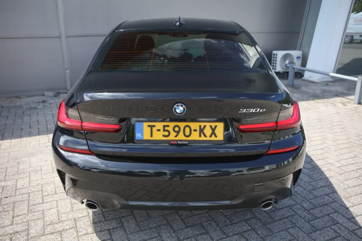 330e M-Sport | Apple Carplay/Android Auto | Stuurwielverwarming