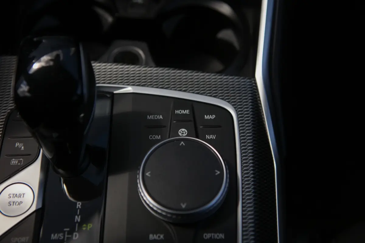 330e M-Sport | Apple Carplay/Android Auto | Stuurwielverwarming