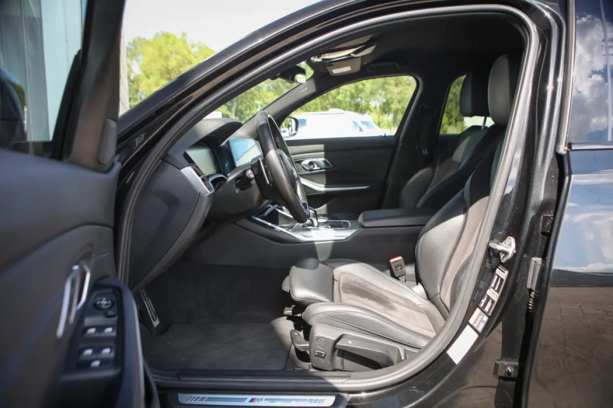 330e M-Sport | Apple Carplay/Android Auto | Stuurwielverwarming