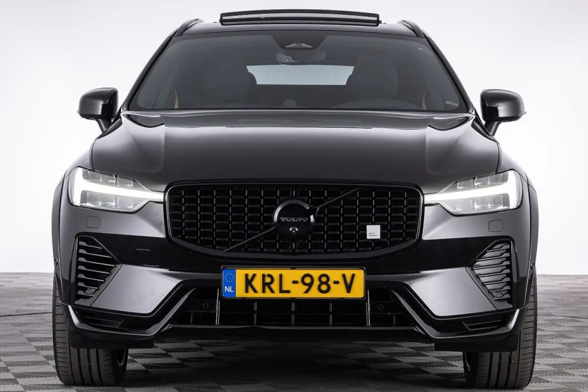 T8 Plug-in-hybrid Polestar Engineered | Bowers&Wilkins | 360 Camera | PANORAMADAK *BLACK EDITION*