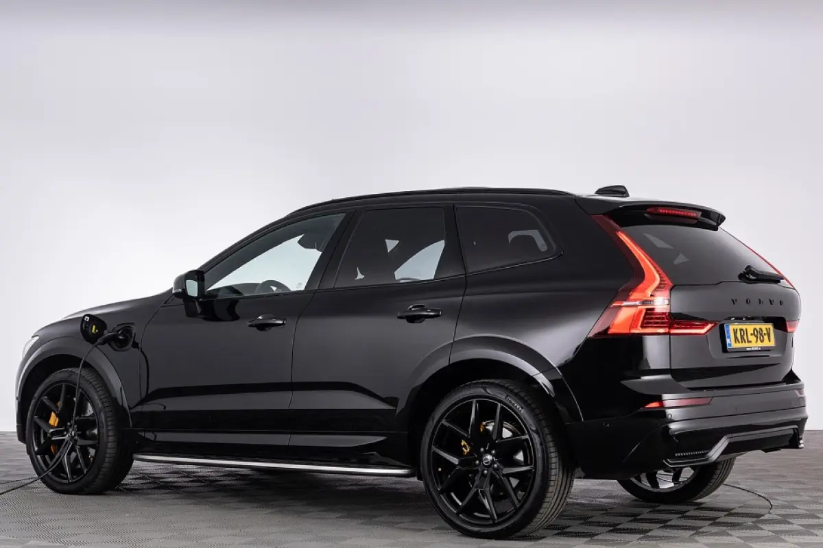 T8 Plug-in-hybrid Polestar Engineered | Bowers&Wilkins | 360 Camera | PANORAMADAK *BLACK EDITION*