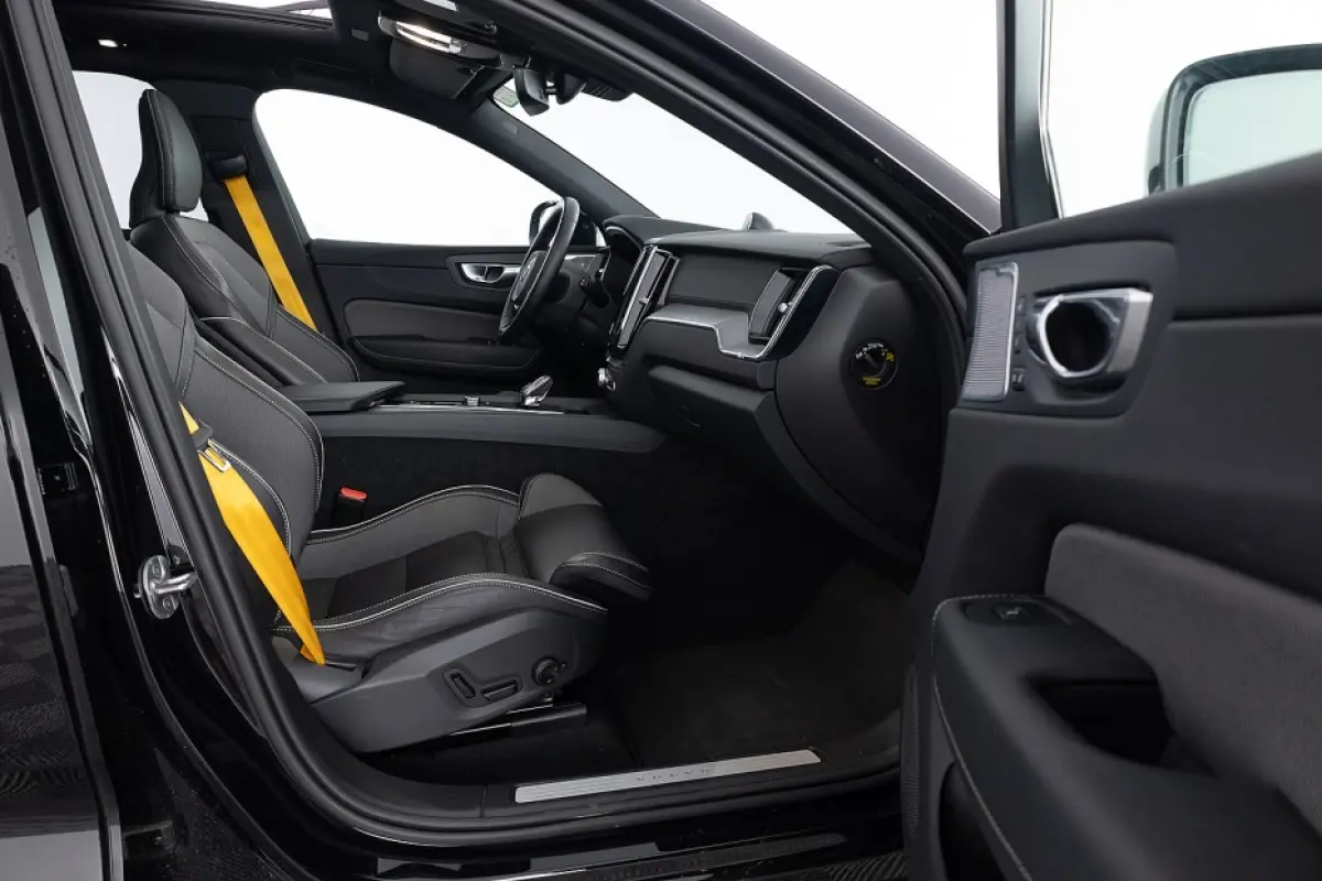 T8 Plug-in-hybrid Polestar Engineered | Bowers&Wilkins | 360 Camera | PANORAMADAK *BLACK EDITION*