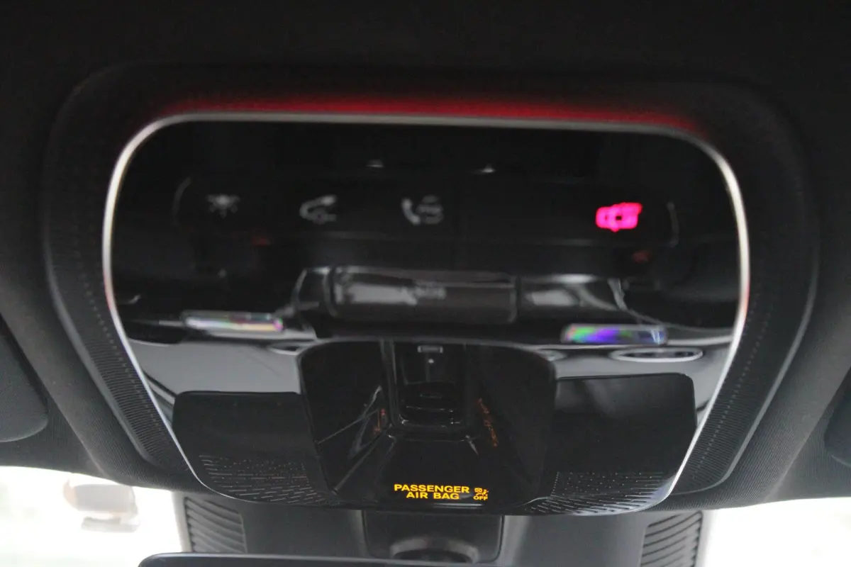 200 218PK Launch Edition AMG Line | FULL LEDEREN BEKLEDING | PANORAMISCH SCHUIF/KANTELDAK | DIGITAL LIGHT (MATRIX LED) | SFEERVERLICHTING | ELEKTRISCH VERSTELBARE VOORSTOELEN MET GEHEUGEN OP