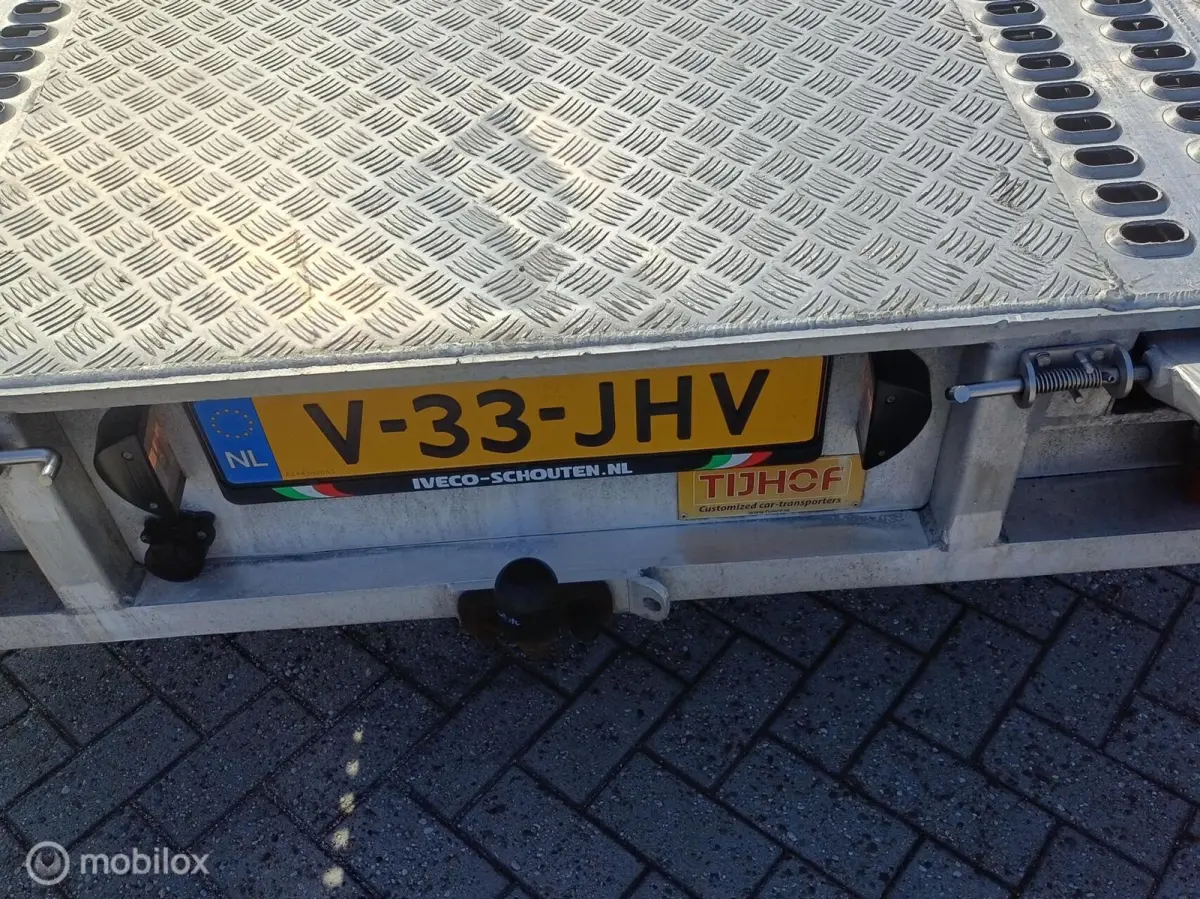 2024 OPRIJWAGEN 2.2 180PK AUT. Tijhof LUCHTVER. VIRTUAL CARPLAY STOELVERW. ACC LANE ASSIST LED VOL OPTIES Alarm klasse 5