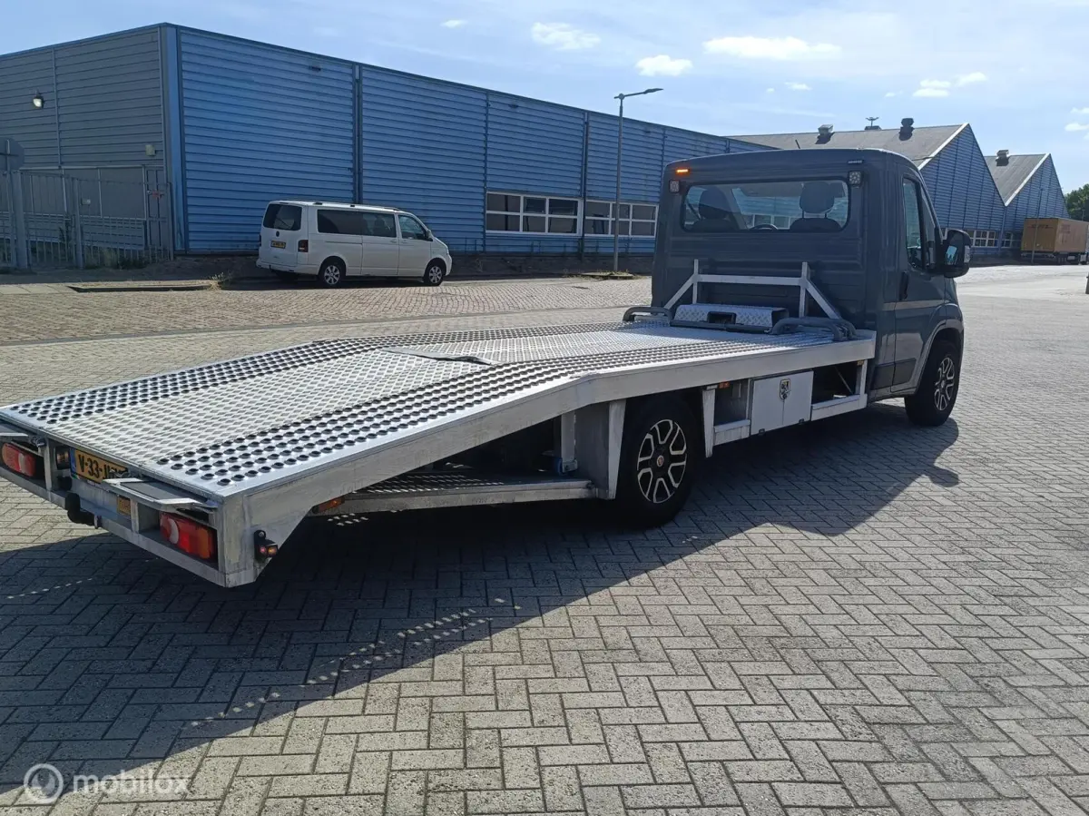 2024 OPRIJWAGEN 2.2 180PK AUT. Tijhof LUCHTVER. VIRTUAL CARPLAY STOELVERW. ACC LANE ASSIST LED VOL OPTIES Alarm klasse 5