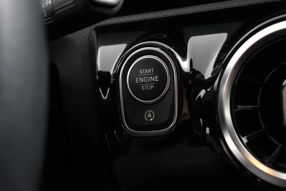 180 7-DCT Progressive Style Plus Navigatie Climate Control Camera Led 17"Lichtmetalen velgen Dab Half Leder Cruise control