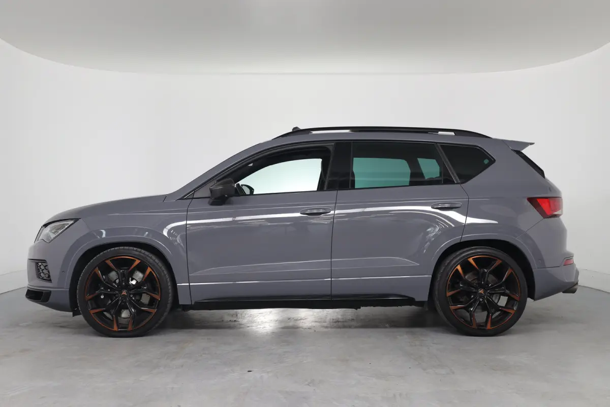 2.0 TSI Limited Edition | Akrapovic | Open Dak | Trekhaak wegklapbaar | LED | 360 Camera | Sfeerverlichting | Beats Audio | Stoelverwarming | BLIS | Clima | DAB | Cruise Adaptive
