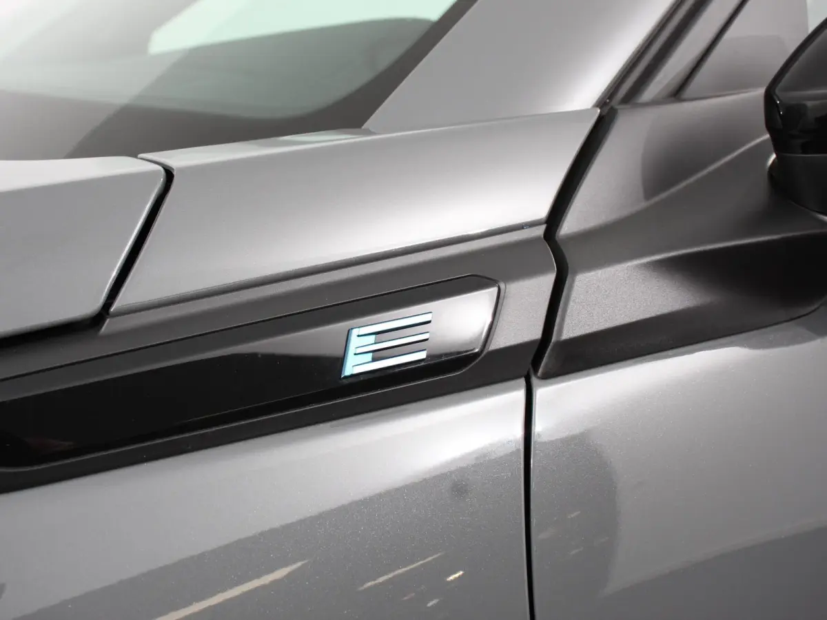 EV Allure 50 kWh Navigatie Apple Carplay/Android Auto Climate Control Led Parkeer sensoren Cruise Control Stoelverwarming