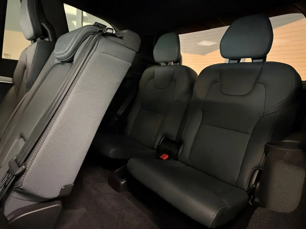 2.0 T8 Recharge AWD Inscription | Panoramadak | 7 Persoons | Harman/Kardon |