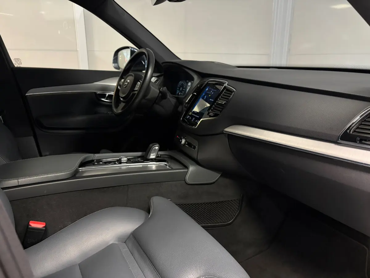 2.0 T8 Recharge AWD Inscription | Panoramadak | 7 Persoons | Harman/Kardon |