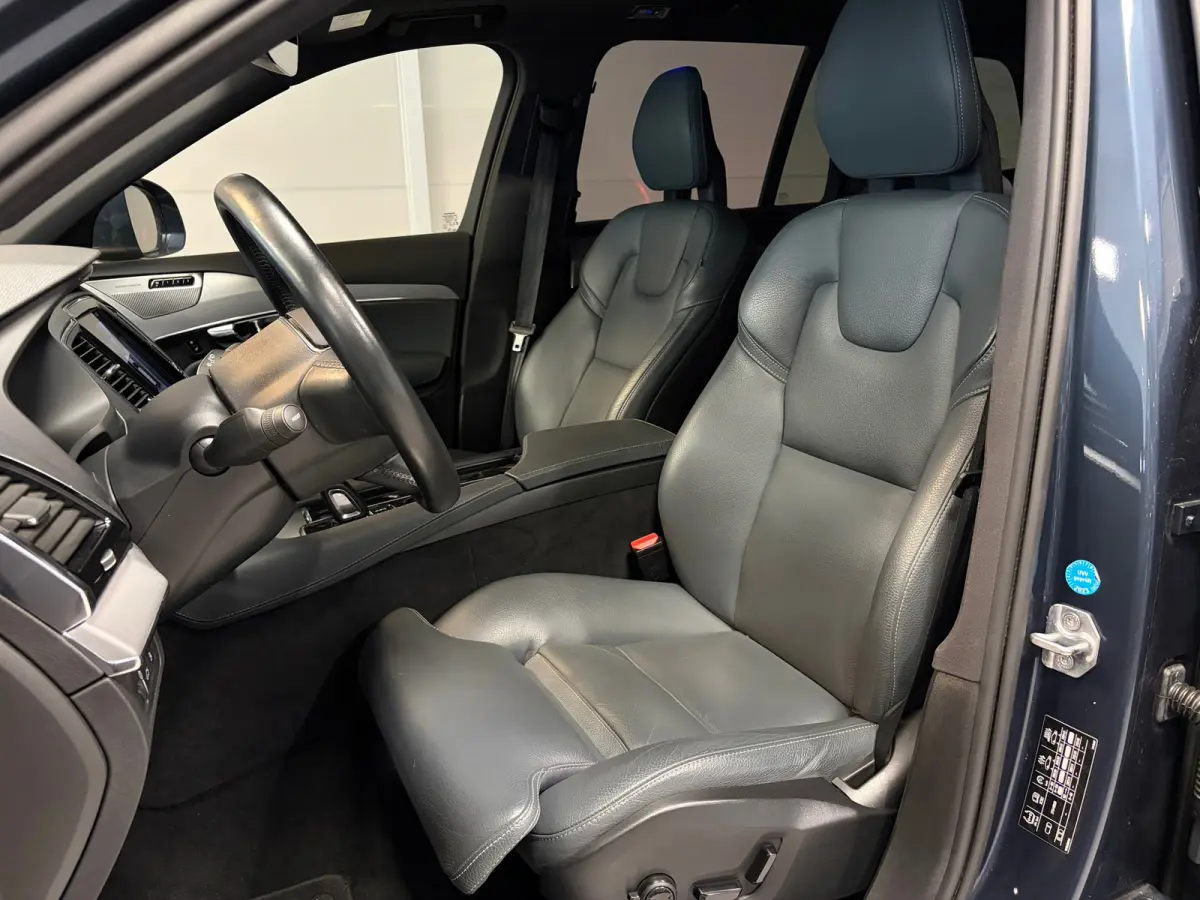 2.0 T8 Recharge AWD Inscription | Panoramadak | 7 Persoons | Harman/Kardon |