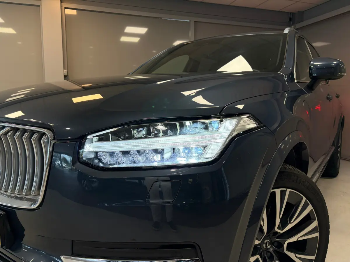 2.0 T8 Recharge AWD Inscription | Panoramadak | 7 Persoons | Harman/Kardon |