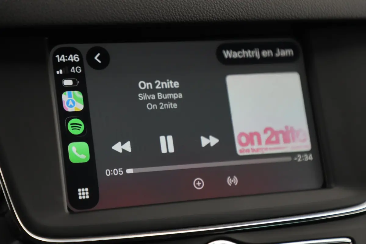 1.2 Design & Tech 110PK Sportstoelen Navigatie Achteruitrijcamera Carplay Android LMV Airco Cruise Control