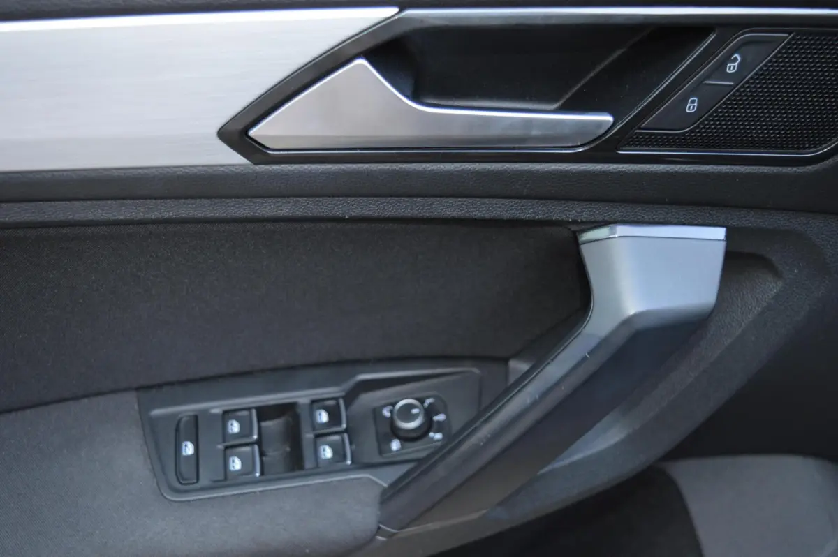 2.0 TDI Aut Connected Series|Pano|Navi|Nap