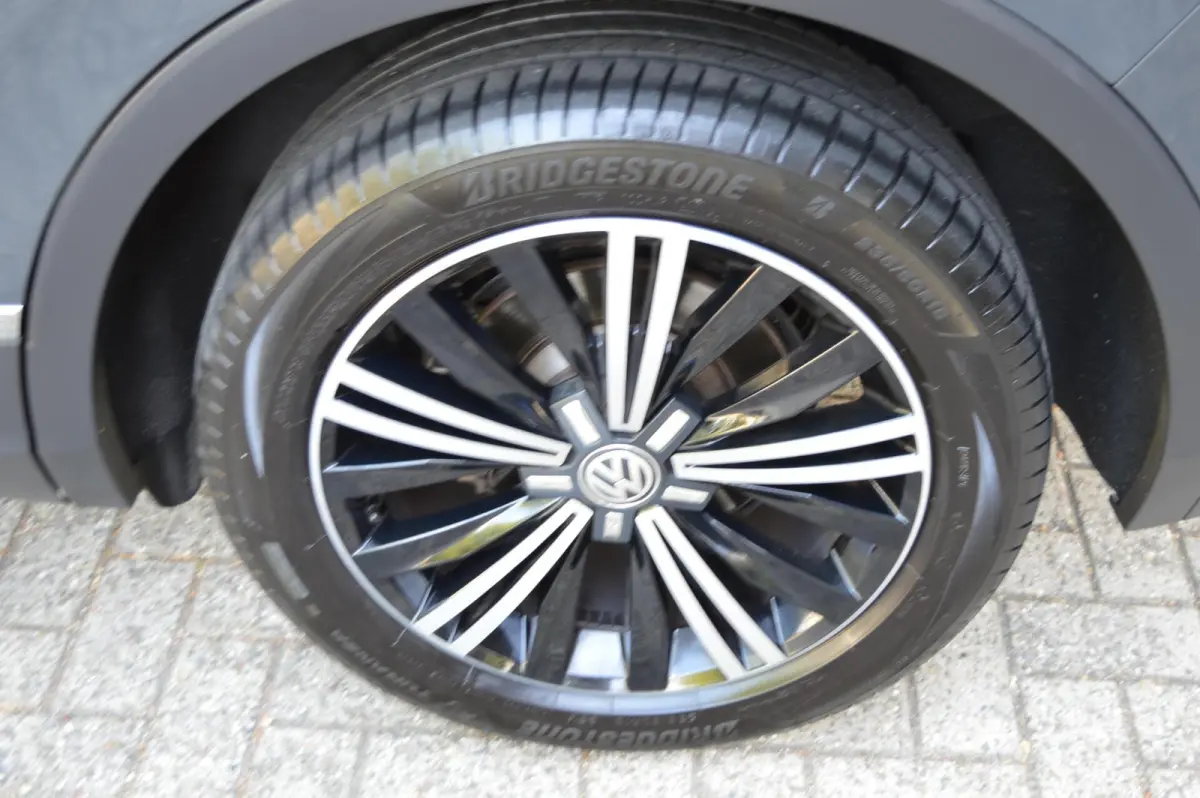 2.0 TDI Aut Connected Series|Pano|Navi|Nap