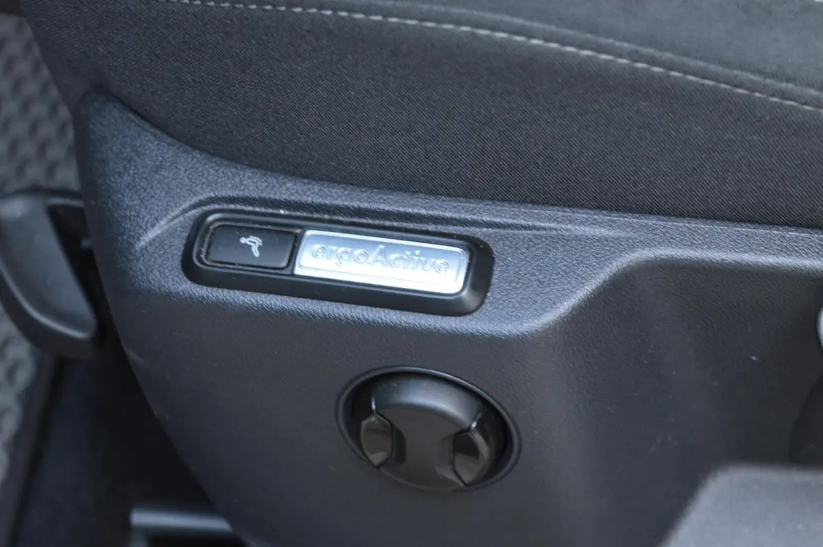 2.0 TDI Aut Connected Series|Pano|Navi|Nap
