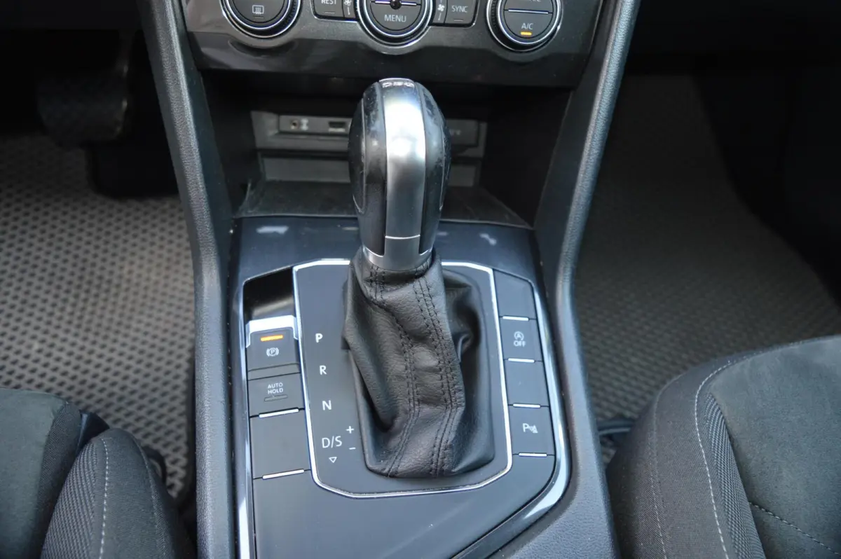 2.0 TDI Aut Connected Series|Pano|Navi|Nap