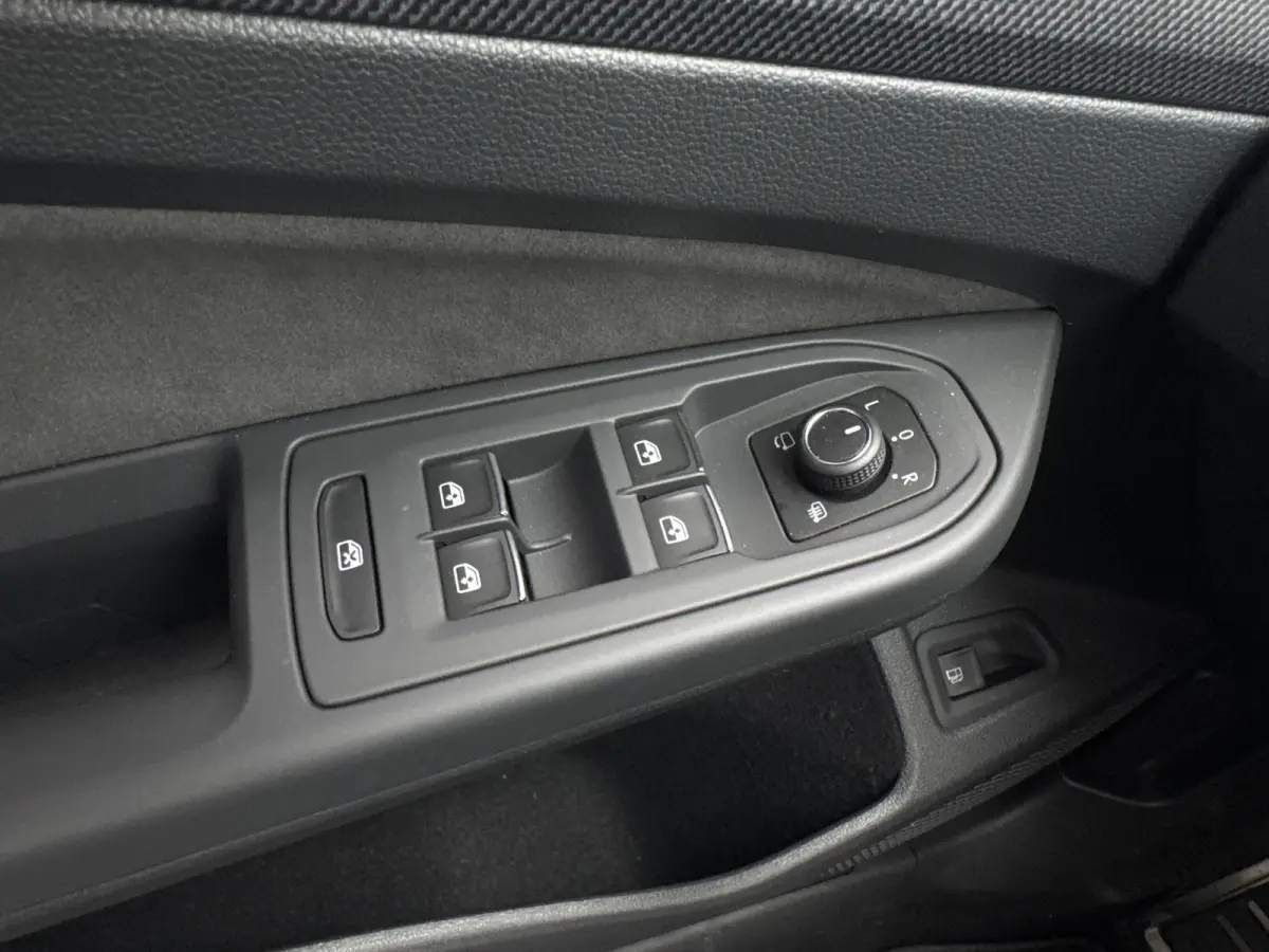 GTE 1.5 272PK DSG HYBRID GTE-SPORT 360°CAMERA/NAVI/HEAD-UP!/CARPLAY