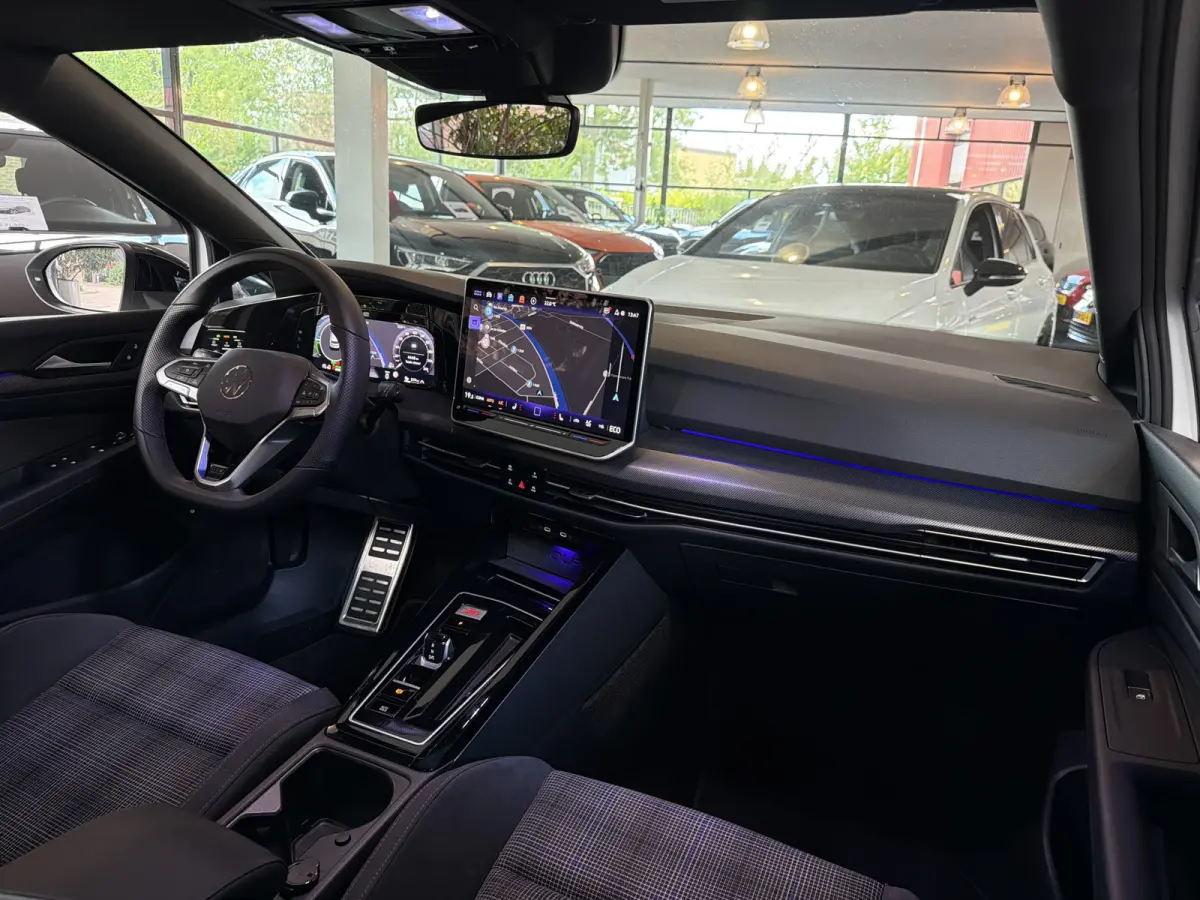 GTE 1.5 272PK DSG HYBRID GTE-SPORT 360°CAMERA/NAVI/HEAD-UP!/CARPLAY