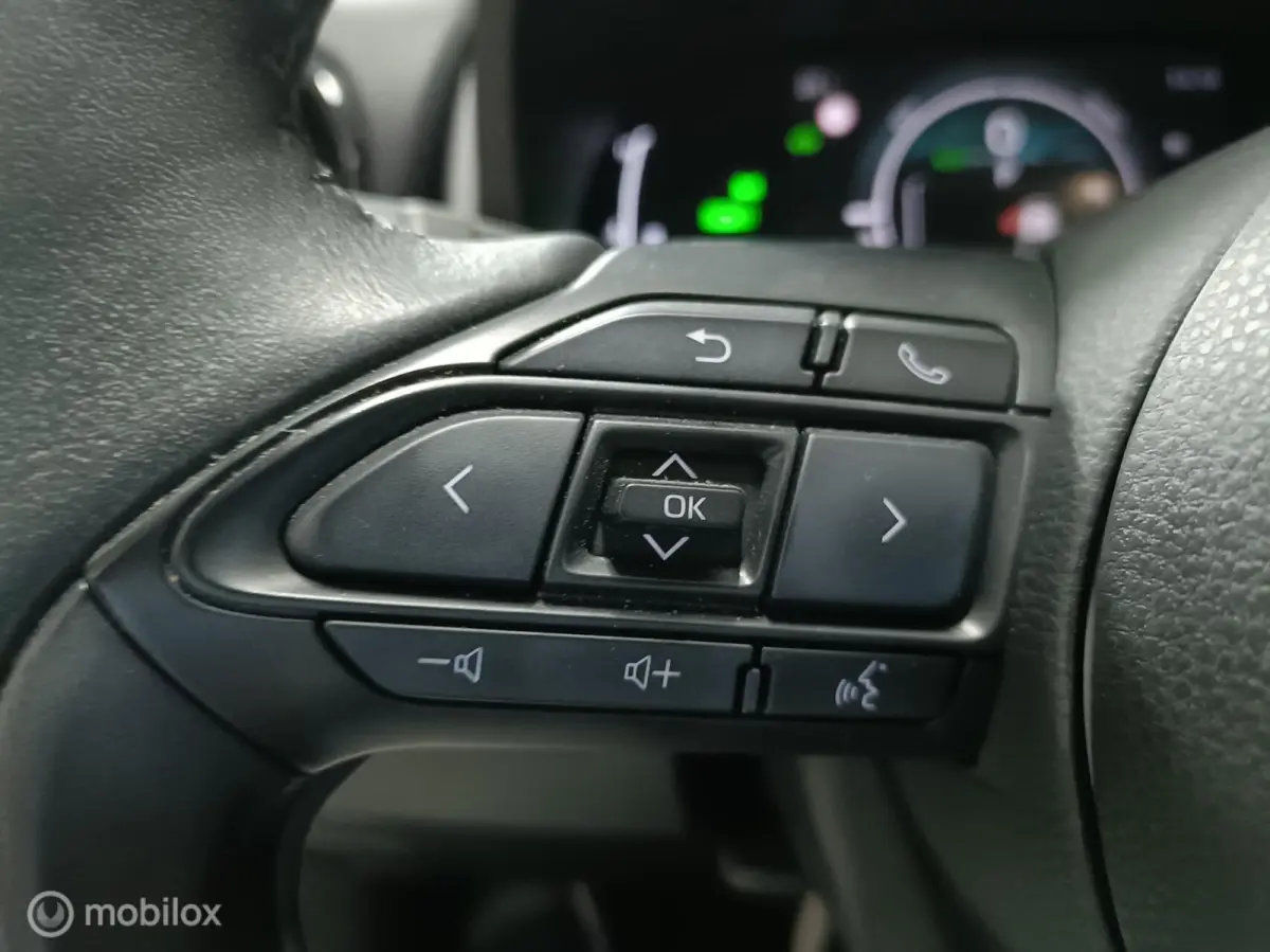 1.5 Hybrid AUTOMAAT camera CARPLAY ANDROID Cruide stoelver velgen