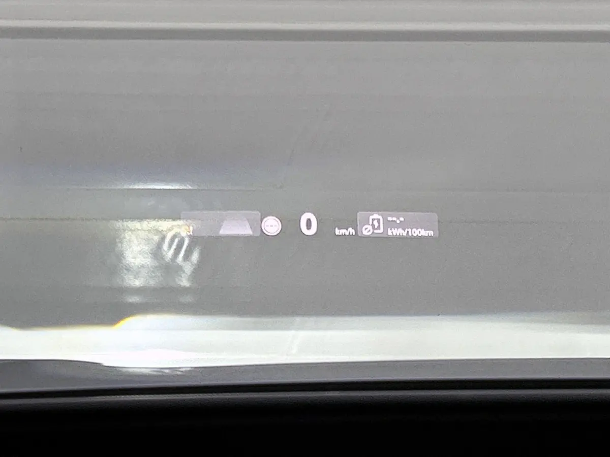 Limited Edition 59 kWh 204pk | Demo | Trekhaak | Apple Carplay | Camera | Dodehoeksensoren | Stoelverwarming | LED Koplampen |  Head-up display | Android Auto | Parkeersensoren | Stuurverwar