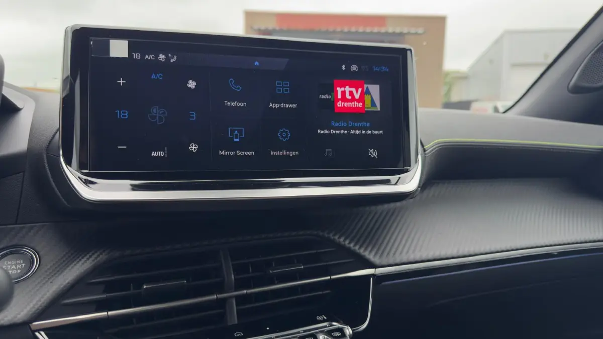 GT | Active Safety Brake met camera en radar (automatisch noodremsysteem) met Distance Alert (waarschuwing dreigende aanrijding) | Advanced Active Safety Brake met camera en radar | Climate 