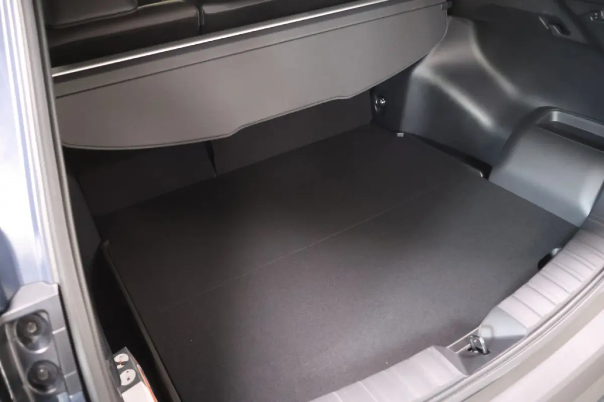 Hybrid 180 Executive | AWD | 4x4 | Direct leverbaar