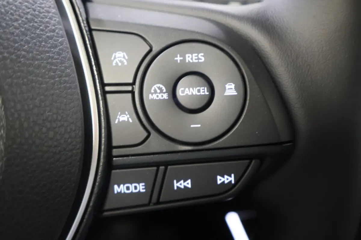 Hybrid 180 Executive | AWD | 4x4 | Direct leverbaar