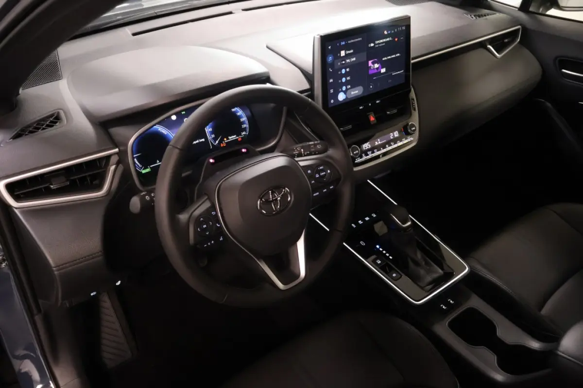 Hybrid 180 Executive | AWD | 4x4 | Direct leverbaar