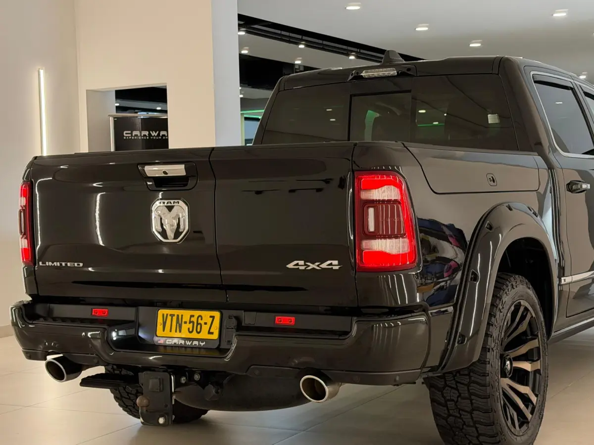 1500 5.7 V8 LIMITED 10TH ANNIVERSARY EDITION Widebody
